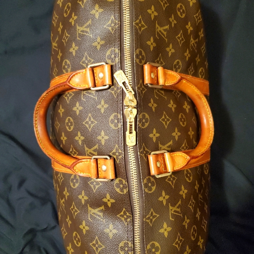⭐️HOST PICK⭐️ Authentic Louis Vuitton Keepall 45 Monogram Vintage - Picture 2 of 11